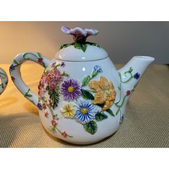Bella Casa by Ganz Ceramic Floral Teapot and Cup, Read all Details - Picture 3 of 9